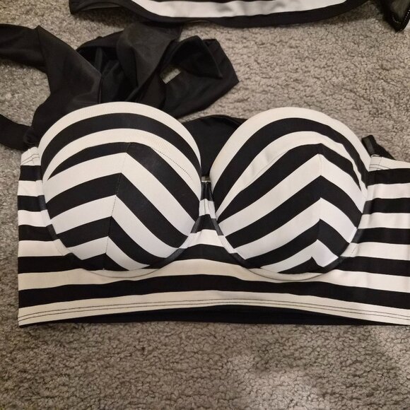 Bikini Top - Picture 1 of 3